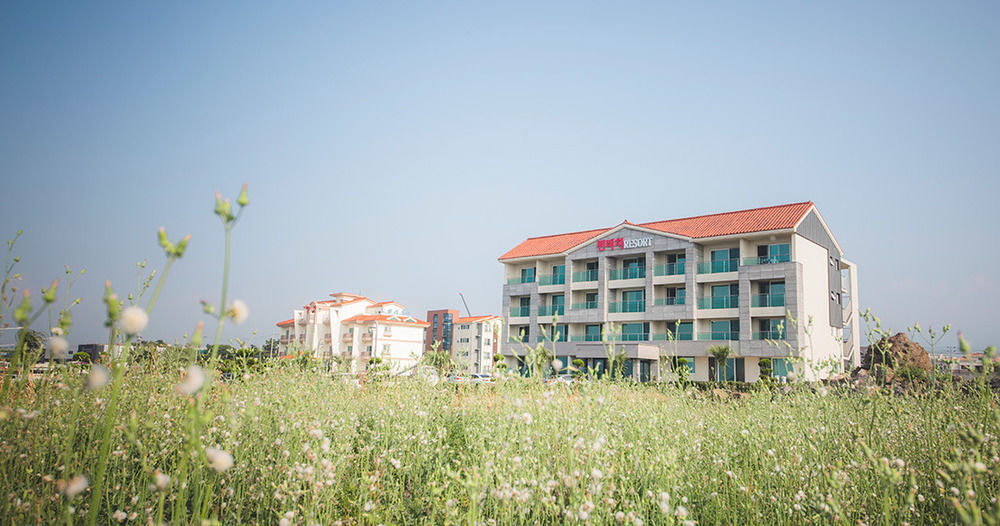 Jeju Sunbeach Resort Oedo-dong Exterior photo